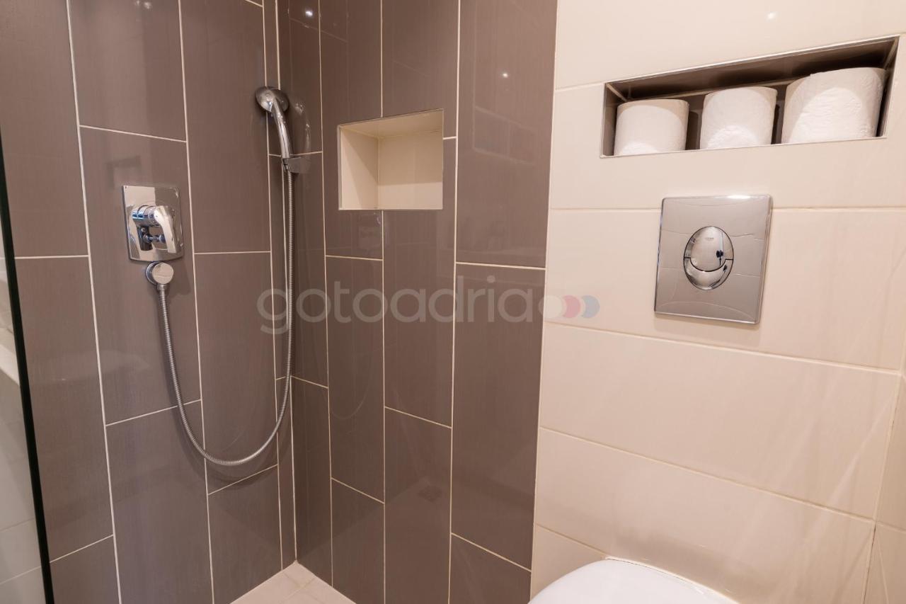 Modern Duplex Studio Tommy Makarska Esterno foto